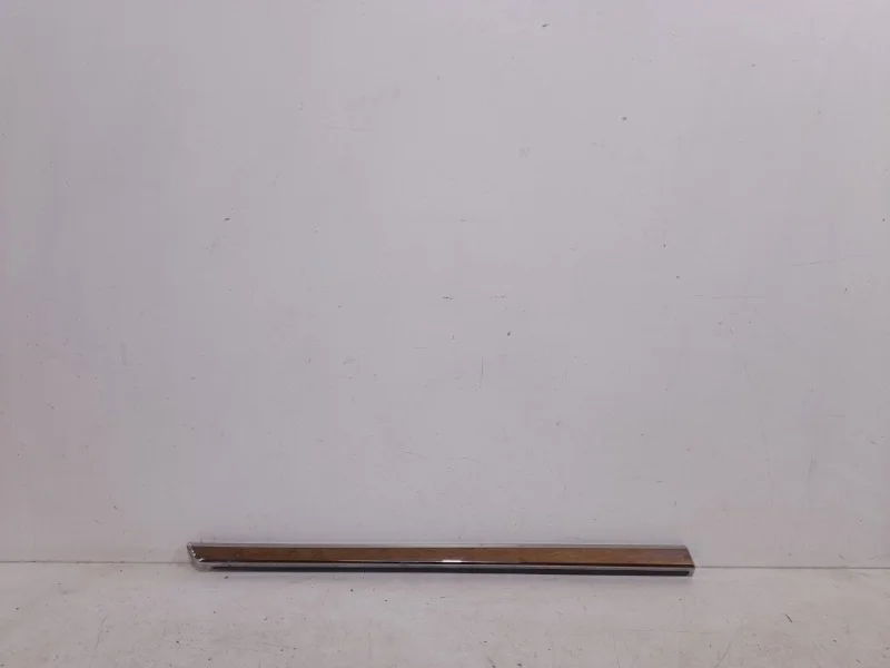 Молдинг двери Toyota Land Cruiser 2016-2021 200