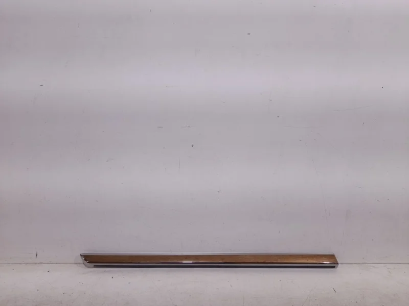 Молдинг двери Toyota Land Cruiser 2016-2021 200