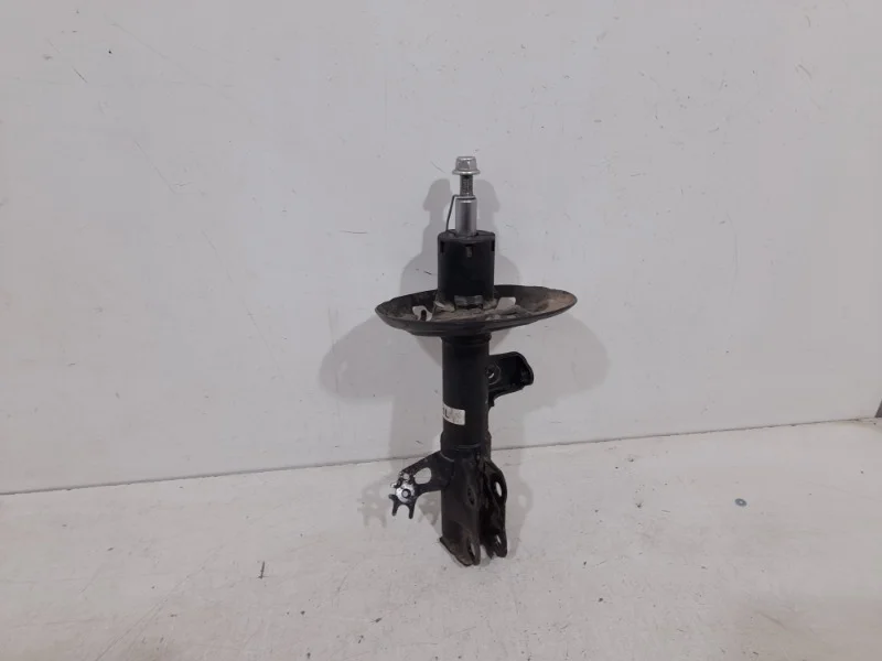 Амортизатор Toyota Camry 2018- V70