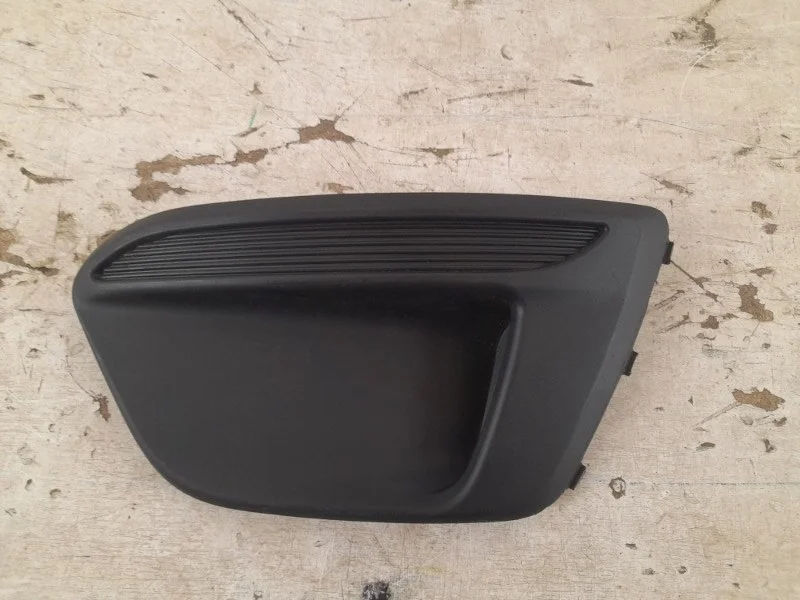 Окантовка фары KIa Rio X-Line 2017-2020 4