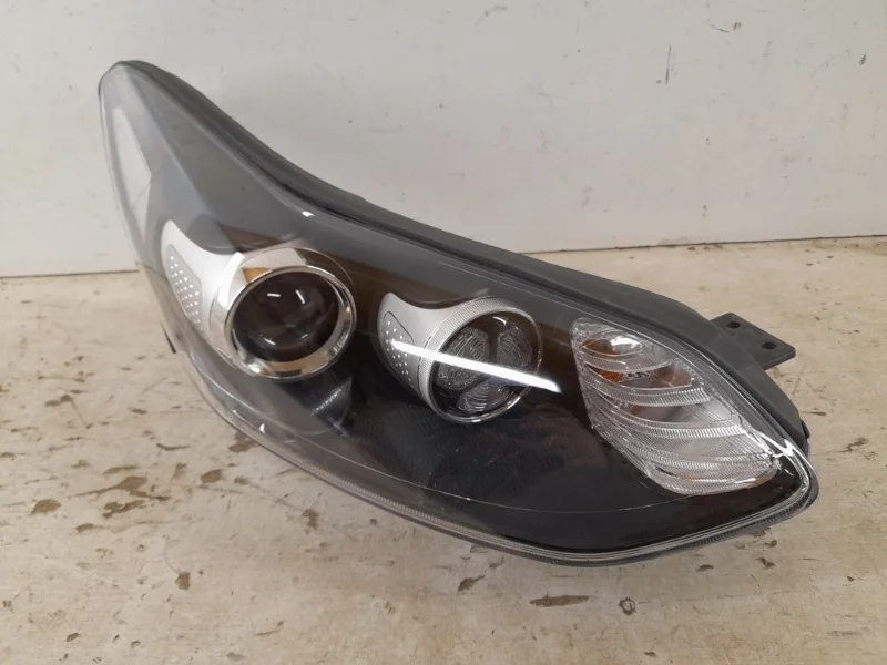 Фара KIa Sportage 2016-2020 4