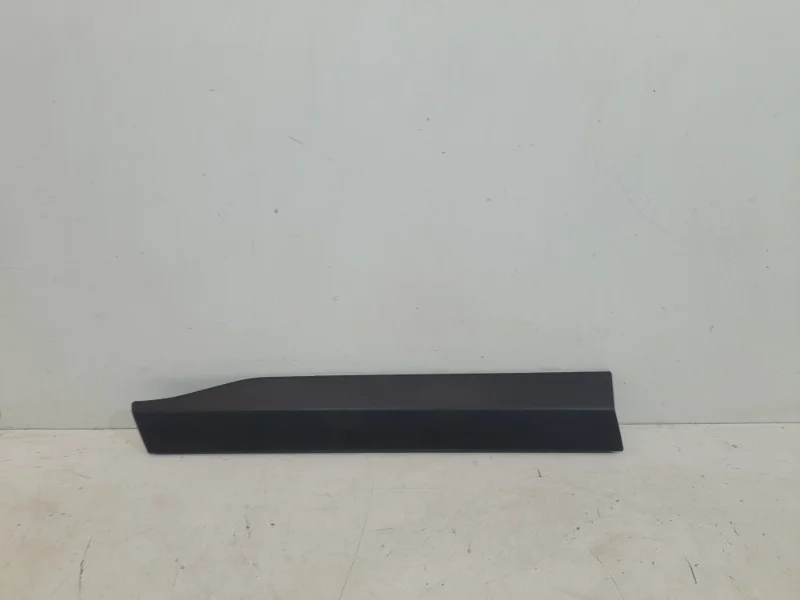 Накладка двери Toyota Rav4 2019- 50