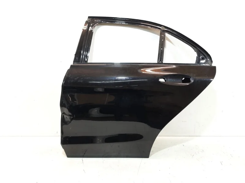 Дверь Mercedes-Benz -Class 2015-2021 W205