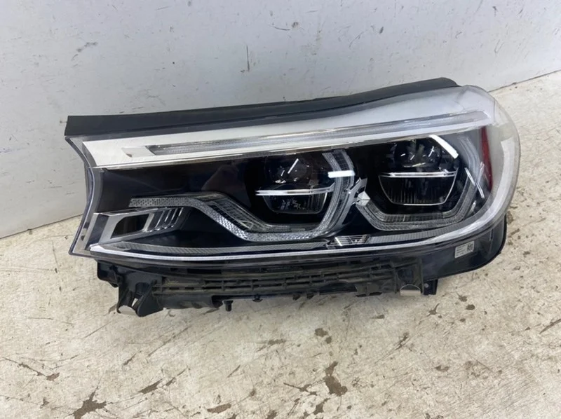 Фара BMW 6er 2017- G32