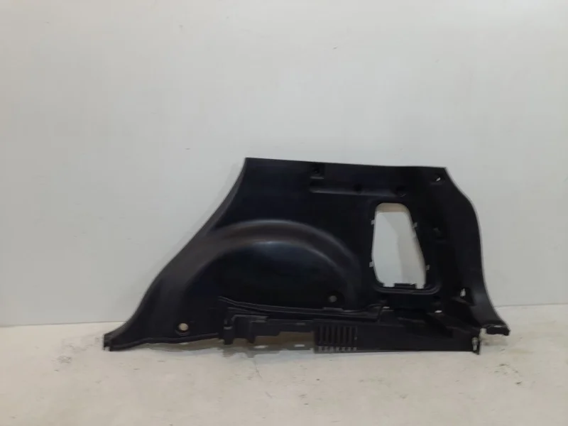 Обшивка багажника Toyota Rav4 2016-2019 45