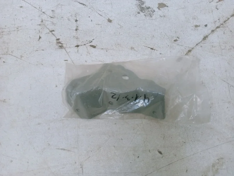 Кронштейн крыла Hyundai Solaris 2011-2017