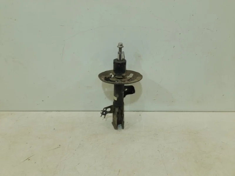 Амортизатор Toyota Camry 2018- 70