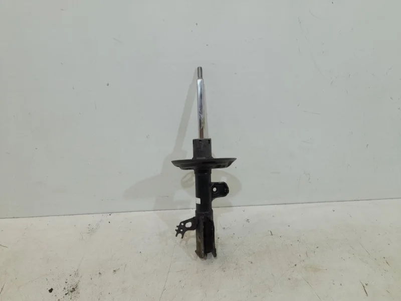 Амортизатор Toyota Camry 2018- 70