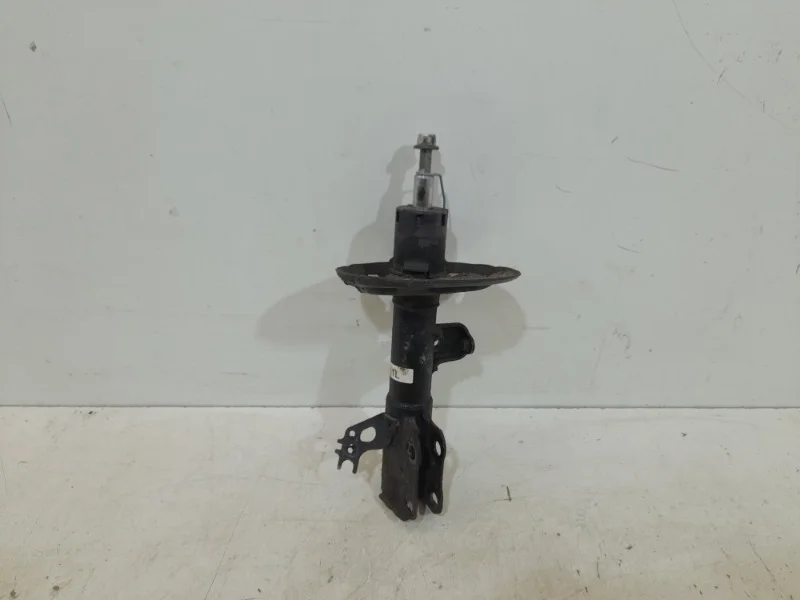 Амортизатор Toyota Camry 2018- 70