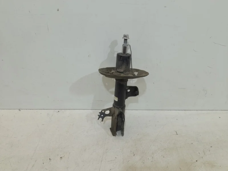 Амортизатор Toyota Camry 2018- 70