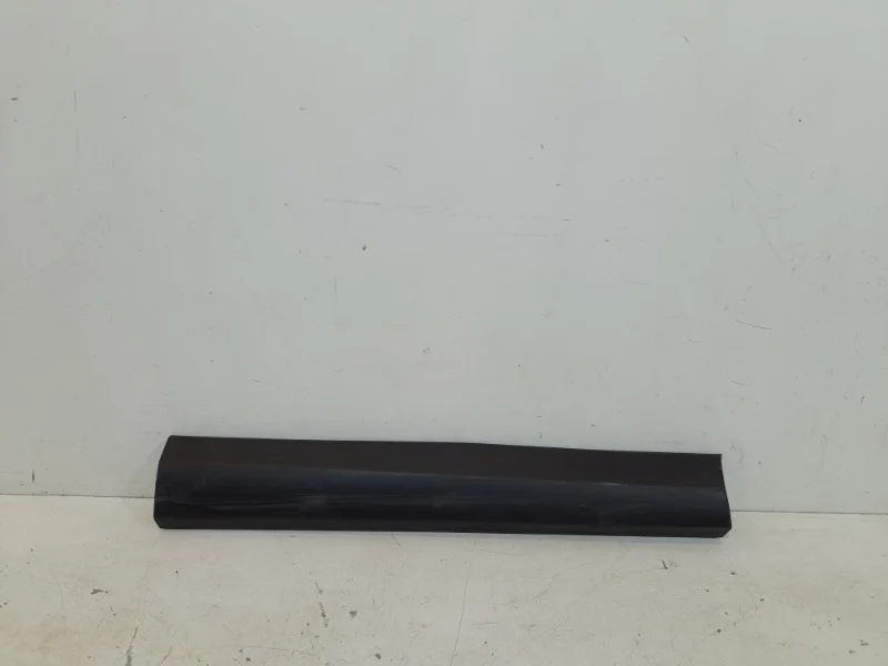 Накладка двери Toyota Rav4 2016-2019