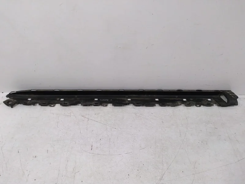 Накладка подножки Toyota Land Cruiser 2007-2015