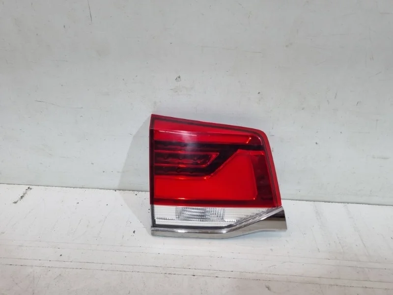 Фонарь Toyota Land Cruiser 2016-2022 200