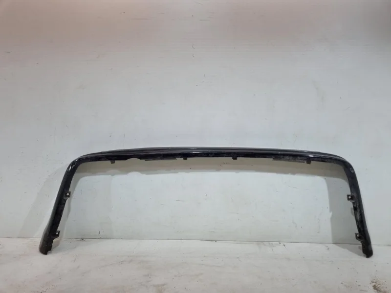 Спойлер бампера Toyota Land Cruiser 2016-2022 200