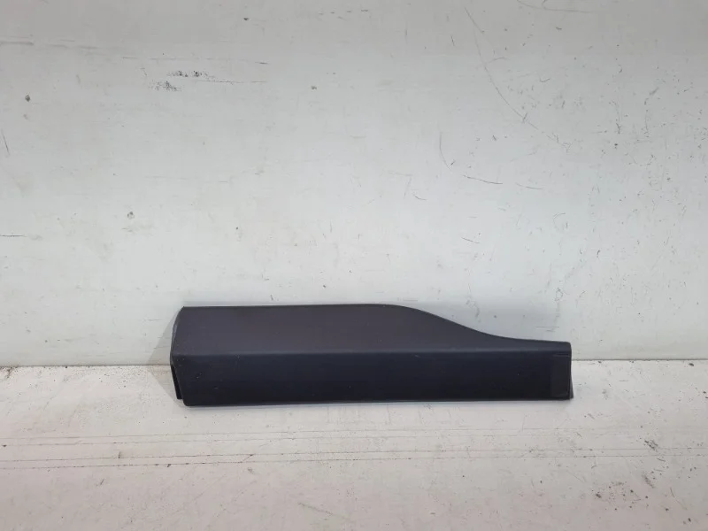 Накладка двери Toyota Rav4 2019- 50