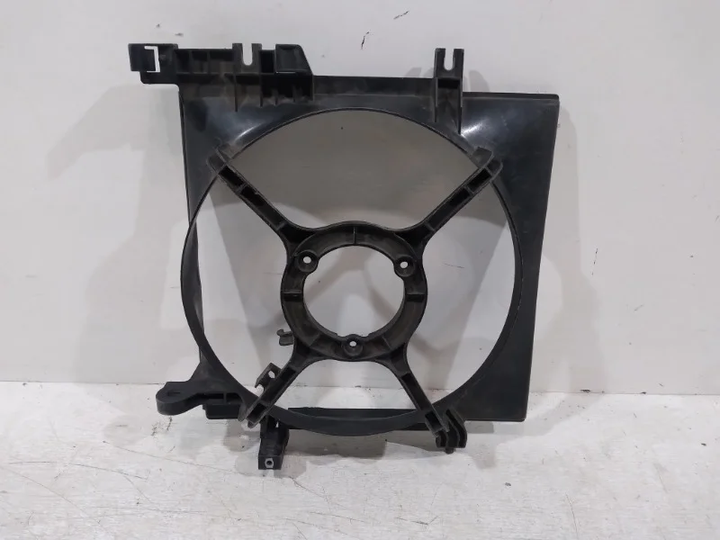 Диффузор вентилятора Subaru Legacy 2003-2009 B13