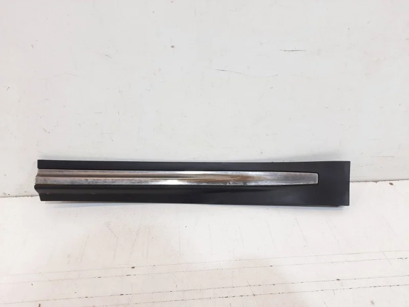 Накладка двери Infiniti QX70 2013-2019 S51