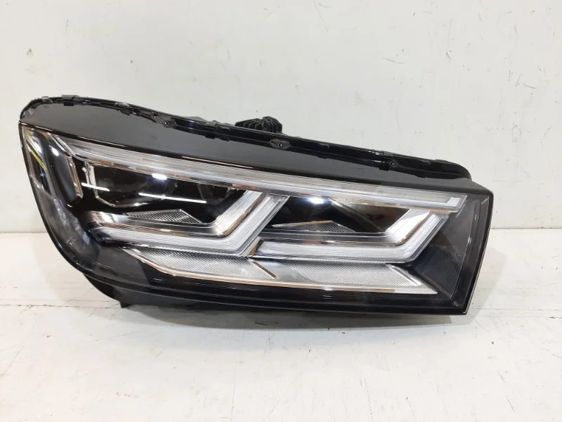 Фара AUDI Q5 2016-2020 FY