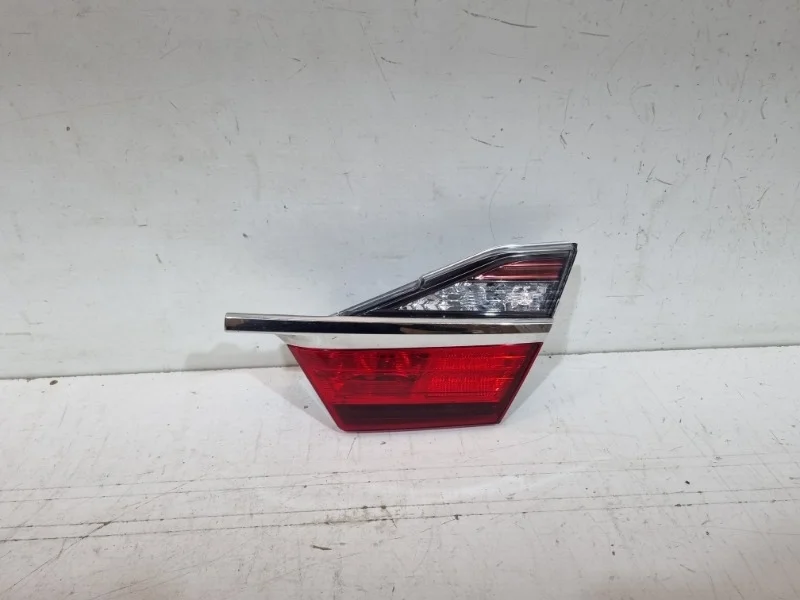 Фонарь Toyota Camry 2014-2018 55