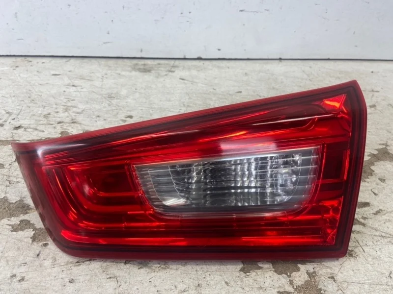 Фонарь Mitsubishi ASX 2010-