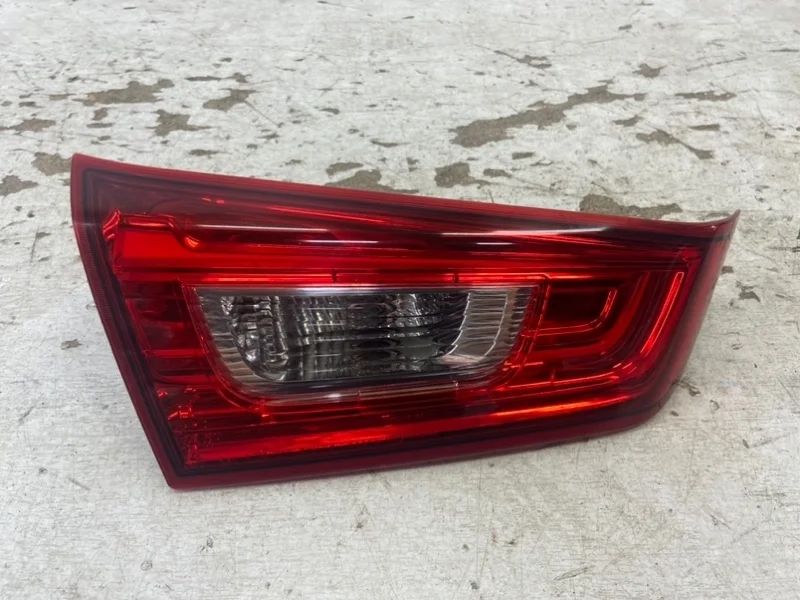 Фонарь Mitsubishi ASX 2010-