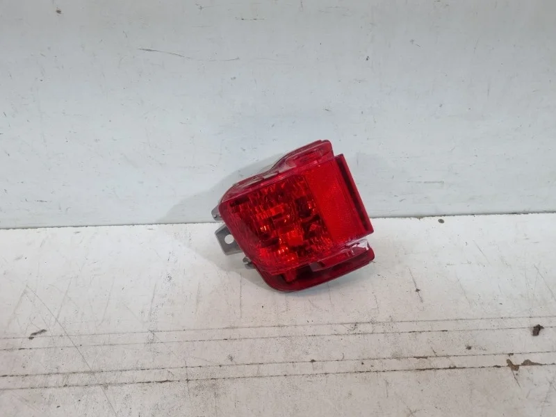 Фонарь противотуманный Toyota Land Cruiser 2016-2021 200