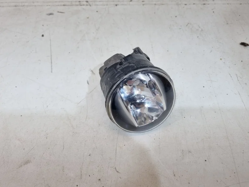 Фара противотуманная Toyota Camry 2018- 70