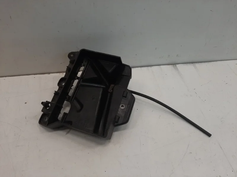 Площадка акб Volkswagen Polo 2020- 6