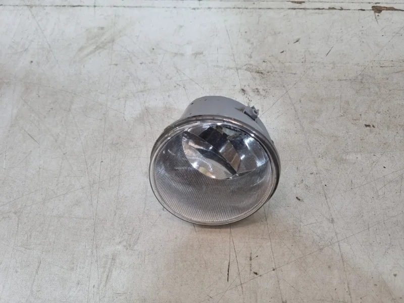 Фара противотуманная Toyota Rav4 2016-2019