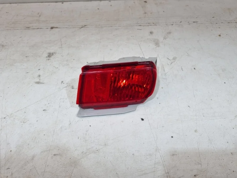 Фонарь противотуманный Toyota Land Cruiser Prado 2009-2021 150