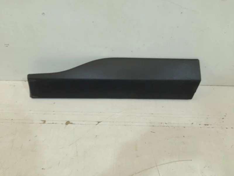 Накладка двери Toyota Rav4 2018-2023 50