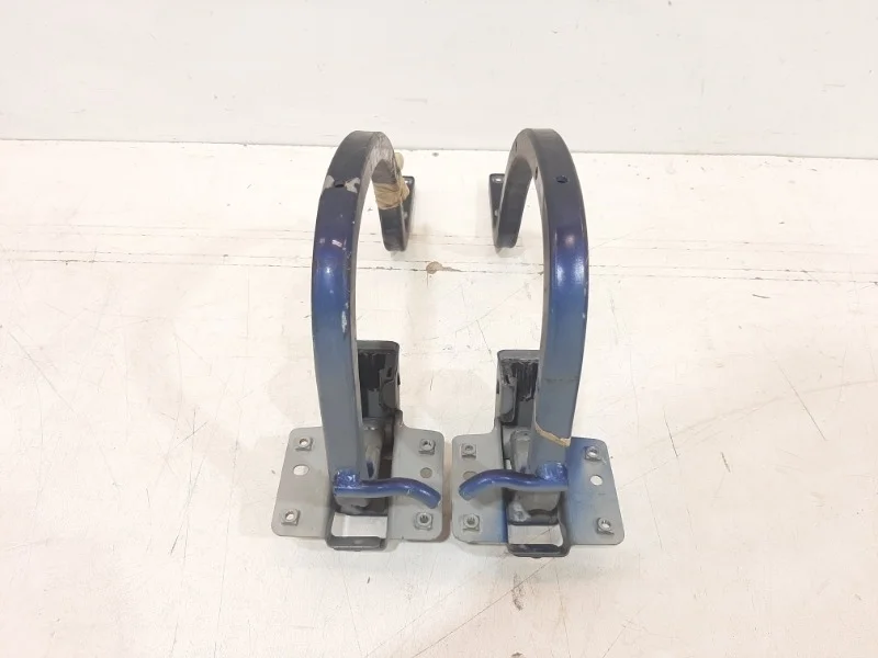 Петли багажника Volkswagen Polo 2009-2019 5