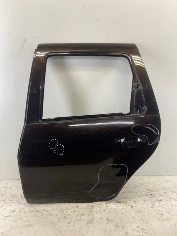 Дверь Renault Duster 2011-