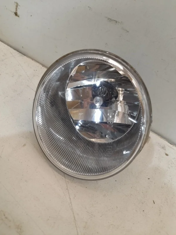 Фара противотуманная Toyota Rav4 2015-2019 40