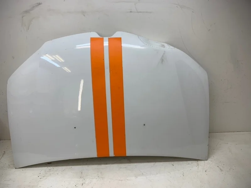 Капот Renault Sandero 2014-