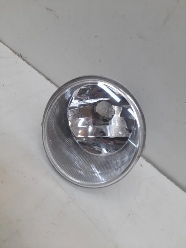 Фара противотуманная Toyota Rav4 2015-2019 40