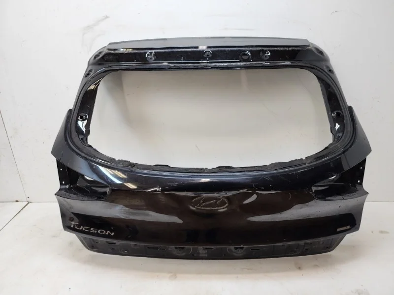 Крышка багажника Hyundai Tucson 2015-2019 3