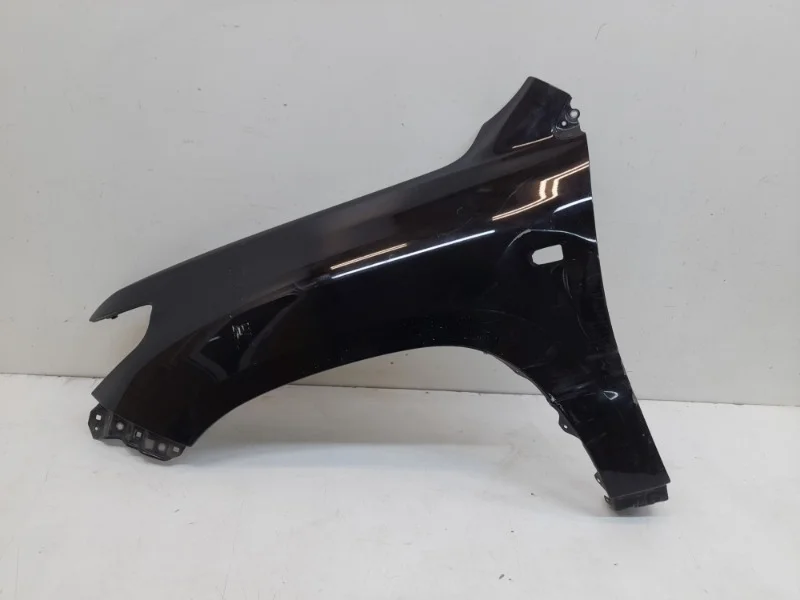 Крыло Toyota Land Cruiser 2007-2012