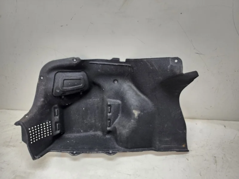 Обшивка багажника Kia Rio 2011-2017 3