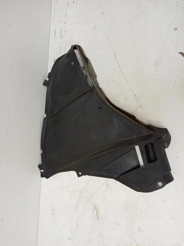 Пыльник бампера BMW 5er 20`16- G30