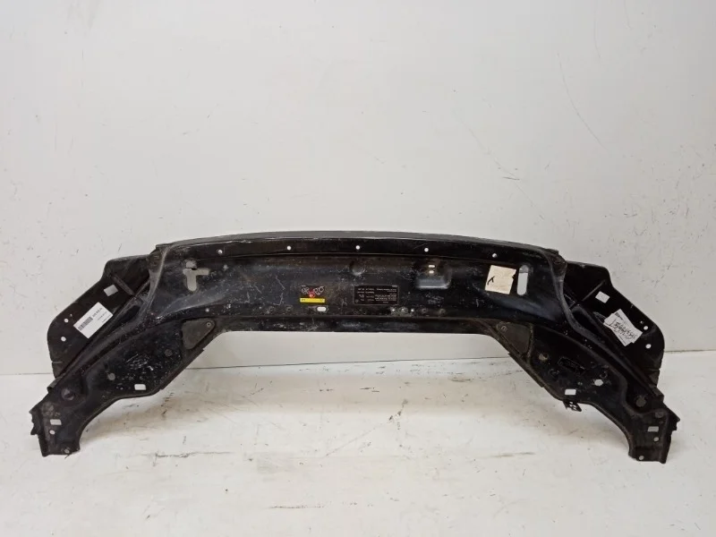 Панель передняя (телевизор) Volvo S80 2006-