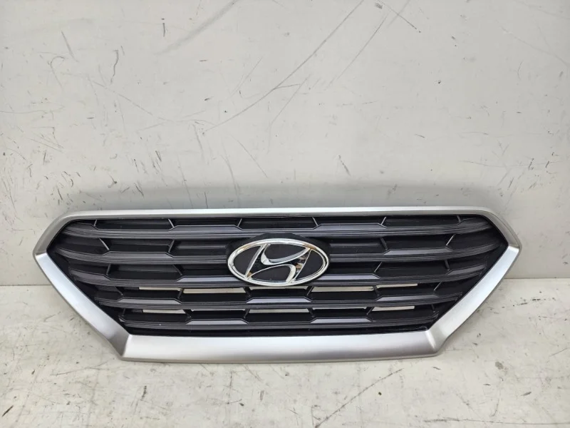Решетка радиатора Hyundai Creta 2021-