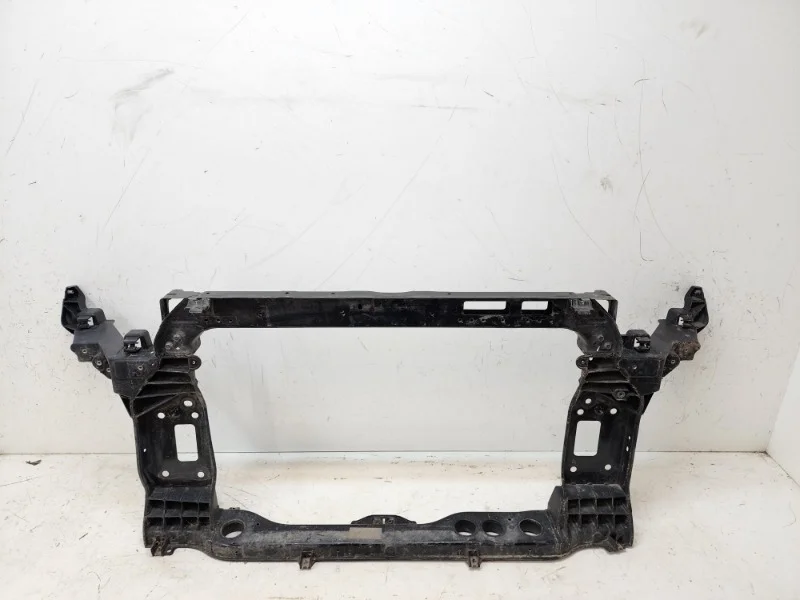 Панель передняя (телевизор) Hyundai Tucson 2015- 3