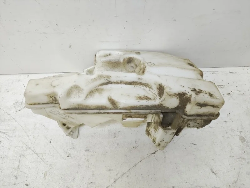 Бачок омывателя Land Rover Range Evoque c 2011-2016