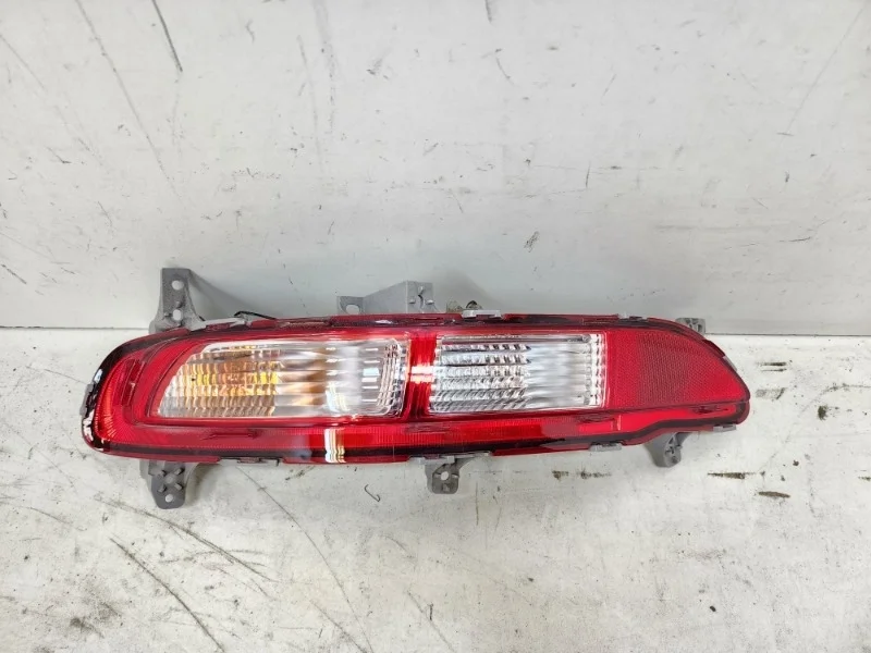 Фонарь противотуманный Kia Sportage 2016-2018 4