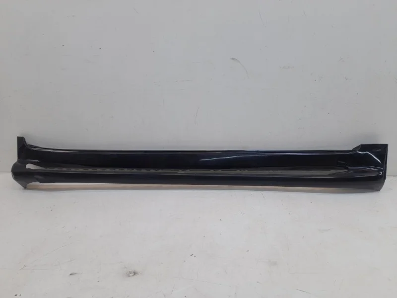 Накладка порога Toyota Land Cruiser 2012-2021 200