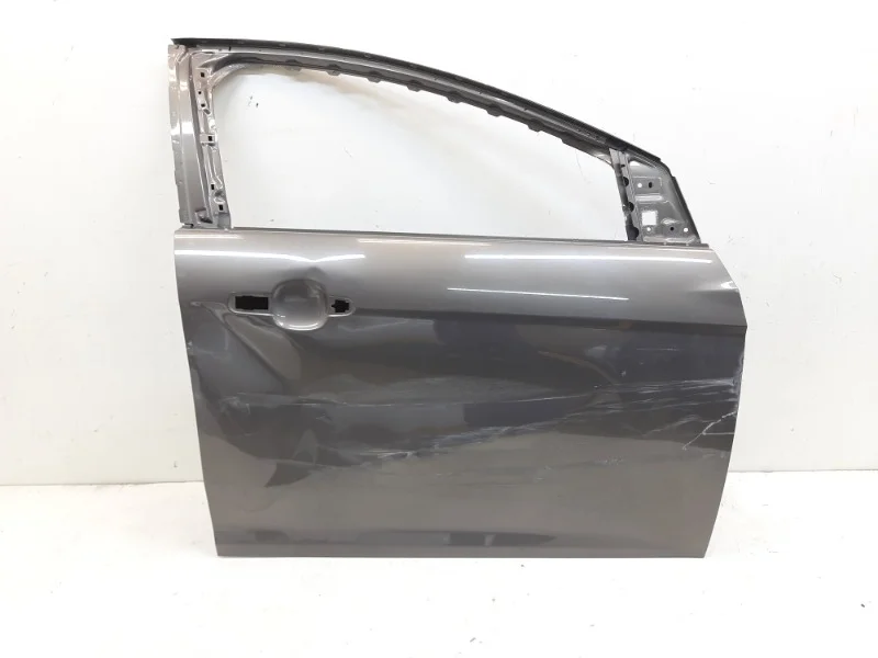 Дверь Ford Focus 2011-2019 3