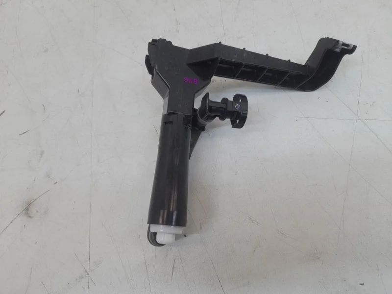 Форсунка омывателя Lexus IS 2008-2010