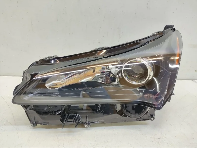 Фара Lexus NX 2014-2017