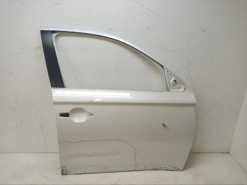 Дверь Outlander 2015- 3